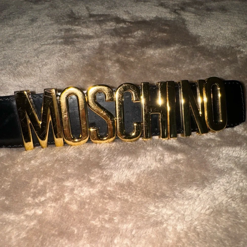 Moschino Black Leather Logo Belt Gold Hardware Size 38 Made in Italy
